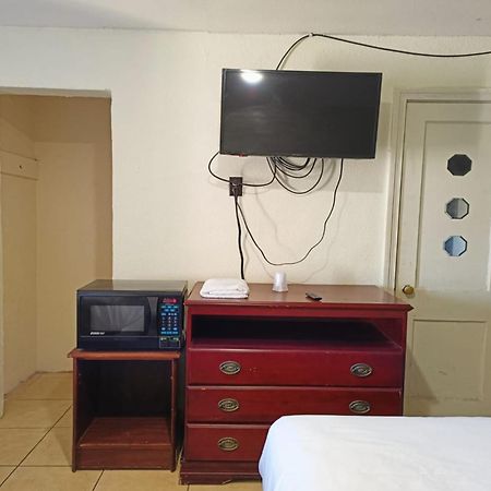 Crown Inn By Oyo Orangeburg Hwy 301 Εξωτερικό φωτογραφία